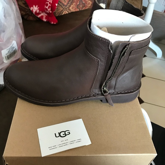 ugg rea leather